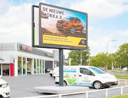 Афиша дисплея P8 на открытом воздухе цифров Comercial приведенная рекламой с 4x5m