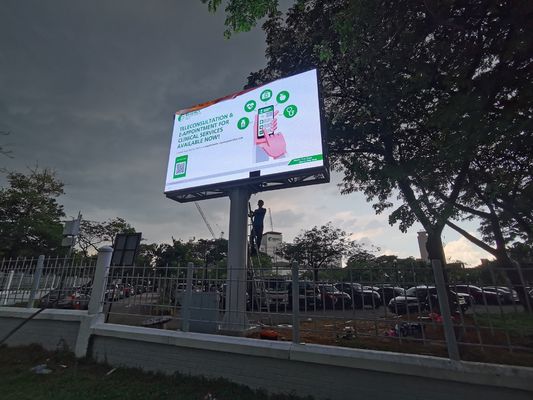 Внешний полный p10 7000 яркости Цветный светодиодный дисплей с широким расстоянием просмотра Внешний дизайн рекламных щитов