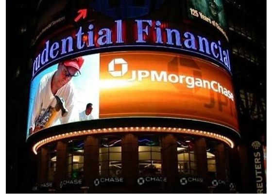 Водоустойчивый IP65 на открытом воздухе размер приведенный шкафа дисплея P5.95 500x1000mm