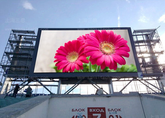P6 Внешний водонепроницаемый полноцветный светодиодный дисплей 6 мм Пиксельный диапазон 5000cd/m2 Яркость