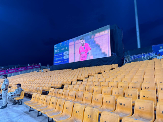 Реклама P6 LED дисплей 1R1G1B Конфигурация пикселей,960x960мм шкаф,6000nit яркость
