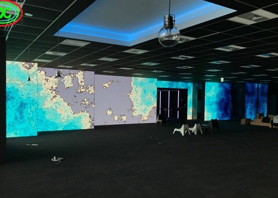 Внутри помещений Ультрачестный малый питч P1.667 LED Billboard 3840HZ Скорость обновления SMD 1010 DC 5V