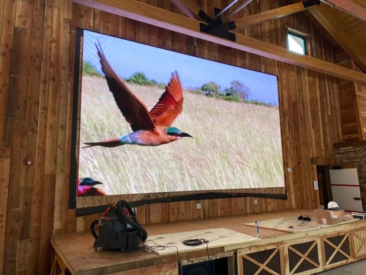 Внутренний арендованный алюминиевый шкаф с высокой четкостью Ultra Full Color LED Display P4 Рекламный экран
