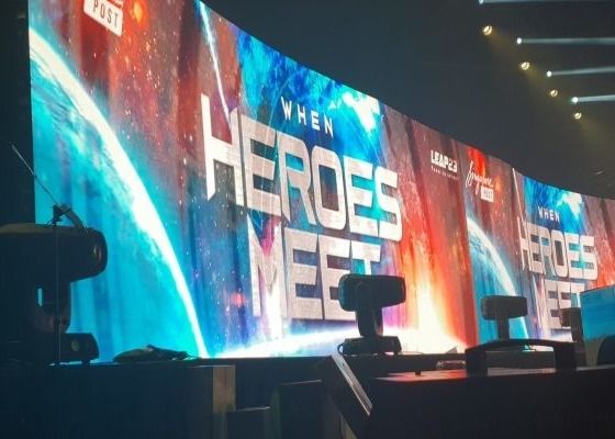 Внутренний тонкий экран с ультратонкой SMD P2 с полноцветным светодиодным дисплеем для свадебных залов