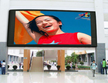 Продажная площадка Прокат экрана Подвешенная светодиодная сцена Фон P2 HD 128 * 64 разрешение