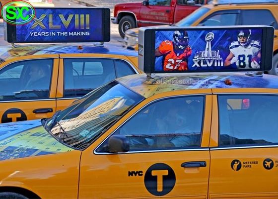 На открытом воздухе двойной дисплей Вифи 4Г знака СИД верхней части бортового автомобиля П5 делает знак водостойким приведенный