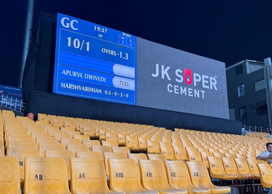 LED SMD 3 В 1 Рекламный стеновой занавес, P4.81 Коммерческий Clear Full Color Resolution 52*52 HD Чип 1/13 Сканирование
