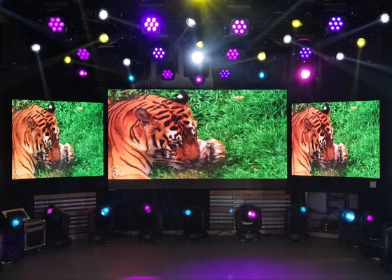 Водонепроницаемое арендное изделие из литого алюминия DIP Outdoor P10 HD Wall LED Display / Led Video Wall