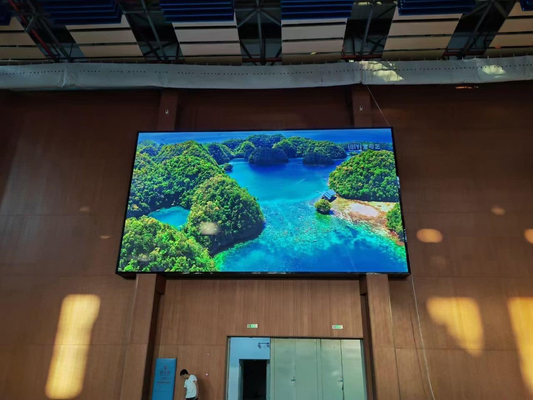 Большой арендный экран P1.667 Внутренний RGB HD LED дисплей, алюминиевая коробка 400x300 мм