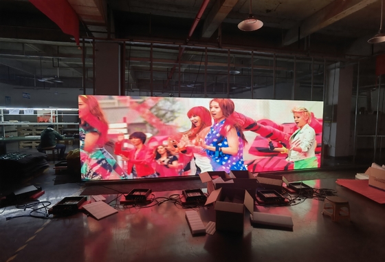 HD Rental Flexible Flicker Free P10 LED Display Box 1/4 Режим сканирования IP67
