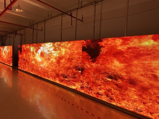 Высокое разрешение RGB LED дисплей с 640000 точек / кв.м и 10000 часов жизненного цикла