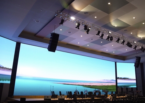 P10 Stadium Perimeter Full Color LED Display 3000Hz 1R1G1B 320x160mm