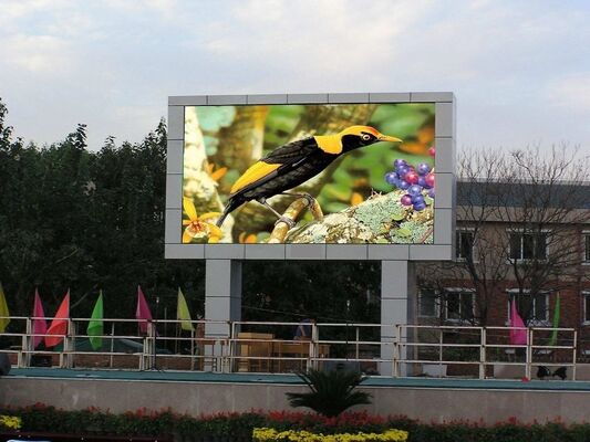 Долгий срок службы Внешний полноцветный светодиодный дисплей P10 с высокой степенью защиты IP65 и низкой затуханием для наружной рекламы