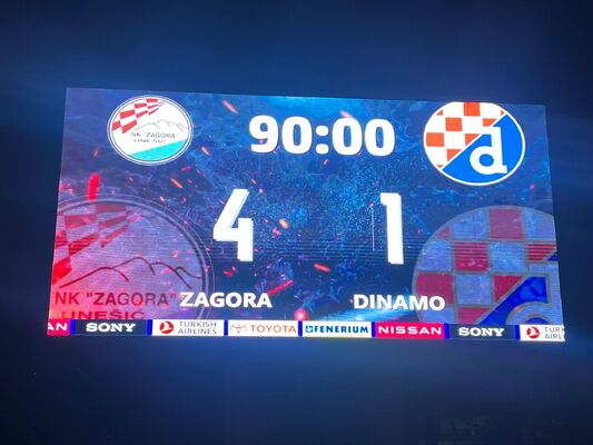 Полноцветный RGB IP65 водонепроницаемый светодиодный дисплей с индивидуальным размером для наружной рекламы