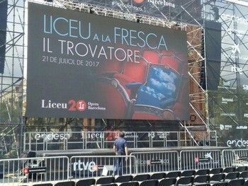 Хорошая цена HD Высокая яркость полный цвет Внешний полный цвет P8 Продажа событий LED видеостенный экран онлайн