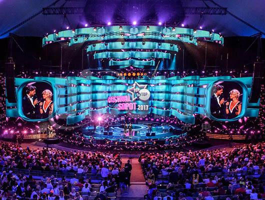 P3.91 500x500 мм IP65 Водонепроницаемый светодиодный дисплей Яркость 5000 кд/м²