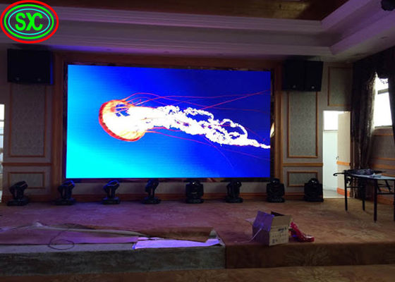 Яркость крытой рекламы высокая привела экраны 960*960mm шкафы привели афиши