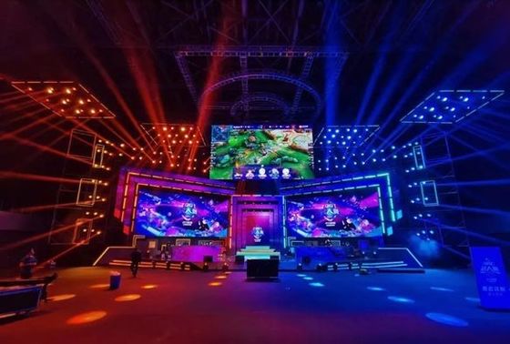 Хорошая цена Внутренний полноцветный светодиодный дисплей с лампой RGB 3 в 1 SMD2121 и 10 или 14-битной обработкой сигнала для плавной и яркой видеопередачи онлайн