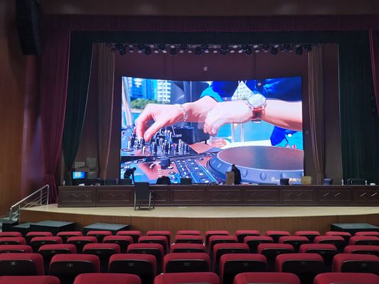 Высококачественный внутренний полноцветный светодиодный дисплей P4 для сцены с тонким и легким дизайном