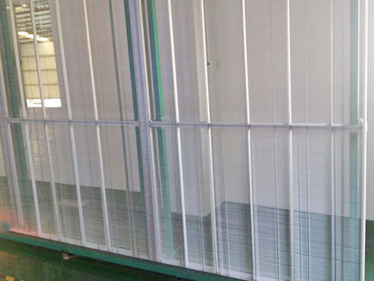 Прозрачный светодиодный экран для помещений и улицы P3.91-7.82 мм, яркость 3000 кд