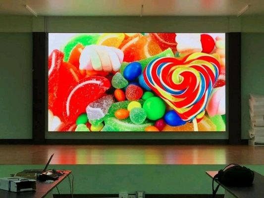 Внутри помещений небольшая площадка GOB HD Сцена Фон Тонкий светодиодный дисплей P2.5 Полная цветная аренда