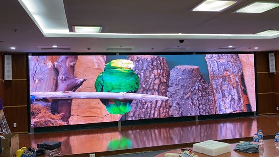 Полноцветный внутренний светодиодный экран для HD видео дисплея P4.81