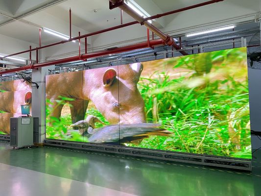 Внутренний полноцветный светодиодный дисплей Чип Большой угол обзора Высокий коэффициент контраста Высокая скорость обновления Быстрая установка SMD P3