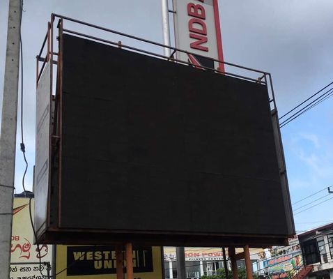 Внешний p10 Полный цветный светодиодный дисплей с постоянным режимом вождения для поддержания стабильного изображения и уменьшения мерцания во время непрерывной работы