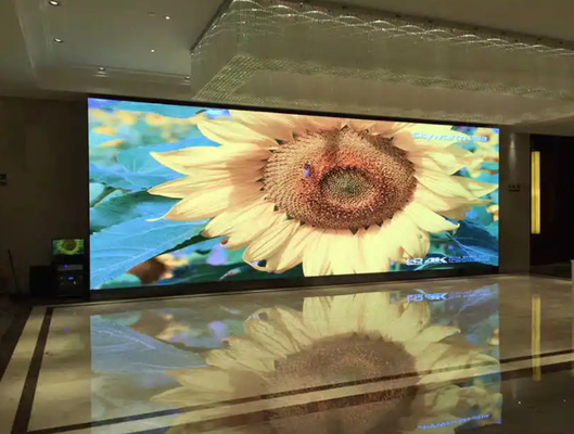 Внутренний P2 HD Led Screen Die Casting Алюминий 640 * 640 Шкафы 3840Hz Обновление наружного светодиодного экрана