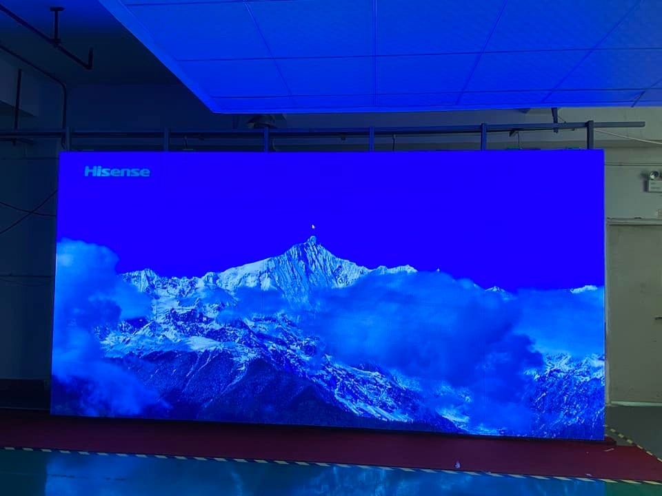 Высокий экран СИД панели стены 1300нит стены СИД СИД разрешения П2.5 видео- крытый арендный