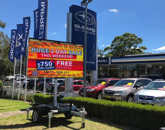 Специализированный РГБ экранированный светодиодный монитор аренда 2200nits 256мм х 128мм Модуль Размер коммерческого рекламного светодиодного дисплея