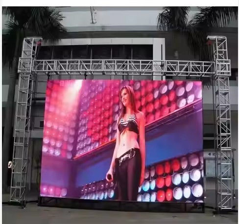 P10 Уличный светодиодный рекламный дисплей IP65 Водонепроницаемость Яркость 5000 кд