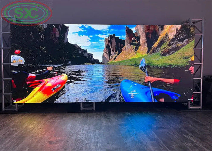 Прокат светодиодного дисплея SMD2121 Лампы Дистанция 3-50 м Размер шкафа 500 * 500 мм Идеально подходит для рынков стран