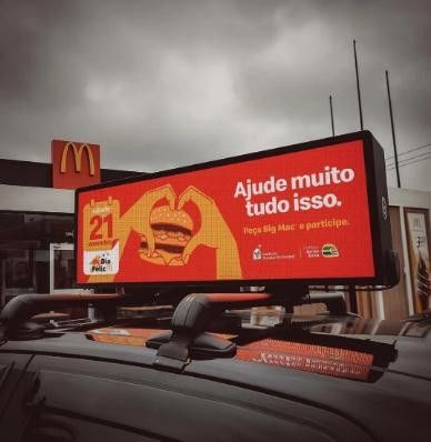 Настраиваемый светодиодный экран для автомобиля с функцией отображения анимации и разрешением экрана 192*64 точки