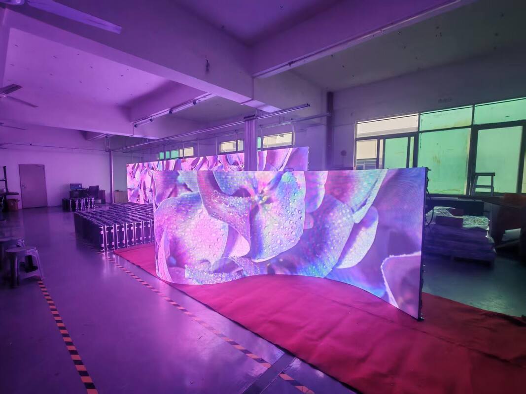 Внутренний p2.5 полноцветный светодиодный дисплей с шкафом 640x480 мм 3840hz частота обновления