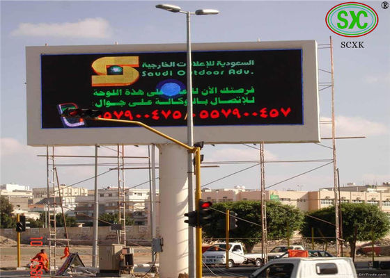 Хорошая цена Окуните рекламировать экраны СИД для авиапортов/автобусных станций/торговых центров онлайн