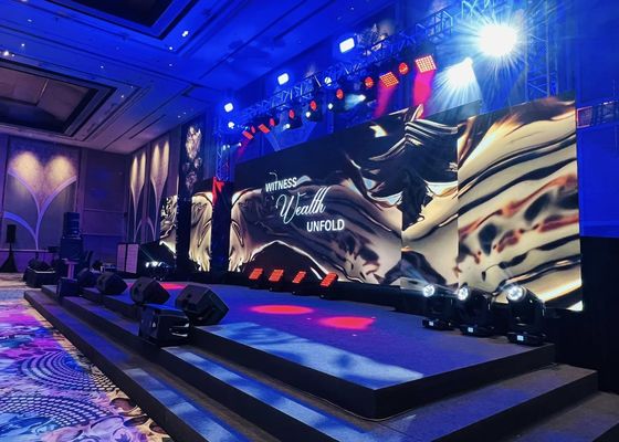 438 Вт/м2 Среднее потребление Аренда светодиодного дисплея с алюминиевым шкафчиком