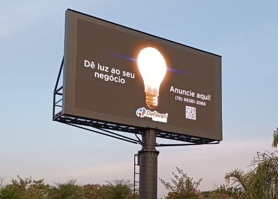 Хорошая цена Аренда полноцветного висящего светодиодного дисплея P8 наружного водонепроницаемого IP65 DC5V 32 * 16 разрешения онлайн