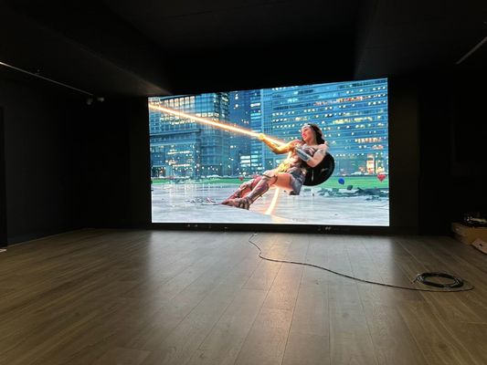 Плотность Прекрасный диапазон светодиодного дисплея полный цвет трубки Чип 320X160 мм Модль Размер 427186 точек / м2 Плотность