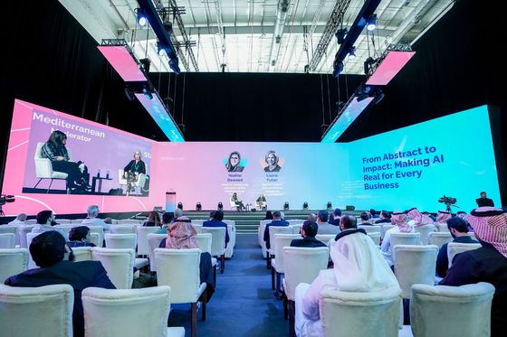 SMD2121 Тип лампы, светодиодный дисплей с тонким расходом, с литой алюминиевой шкафкой и плотностью 640000 точек/м2