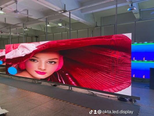 Аренда Аренда светодиодного дисплея с Mtbf 30000H и шкаф размера 500 * 500 мм / 500x1000 мм в складе запасов