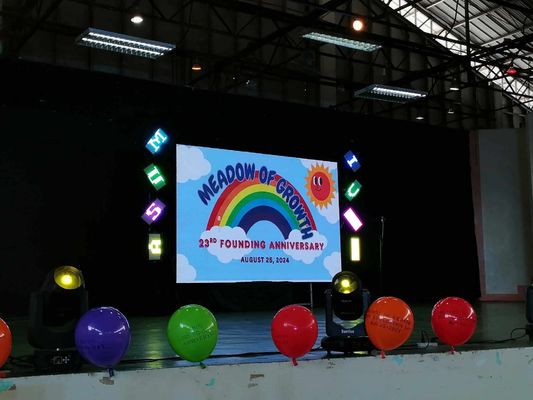 Улучшите свой дисплей с 960*960 мм RGB LED дисплеем 5500Nits Яркость и яркий цвет