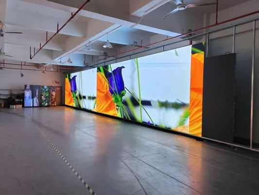 Конфигурация пикселей RGB 3-в-1 для уличной полноцветной светодиодной стены с инкапсуляцией SMD2121