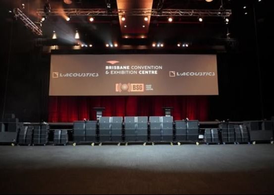 Наружные светодиодные рекламные щиты с уровнем защиты IP65 и светодиодным светильником SMD2727