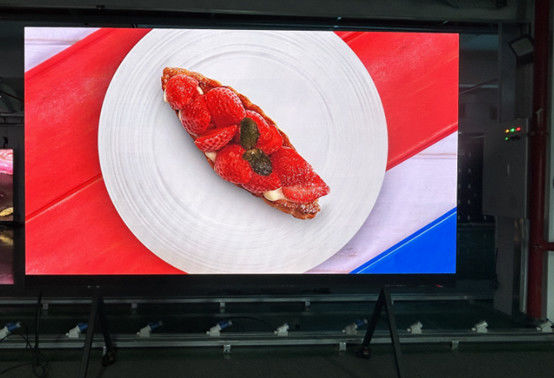 COB P1.25 P1.56 Внутренний водонепроницаемый полноцветный рекламный светодиодный дисплей