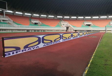 IP65 P5 SMD LED-дисплей для стадиона улучшает ваш опыт просмотра с контрастным соотношением 5000 к 1