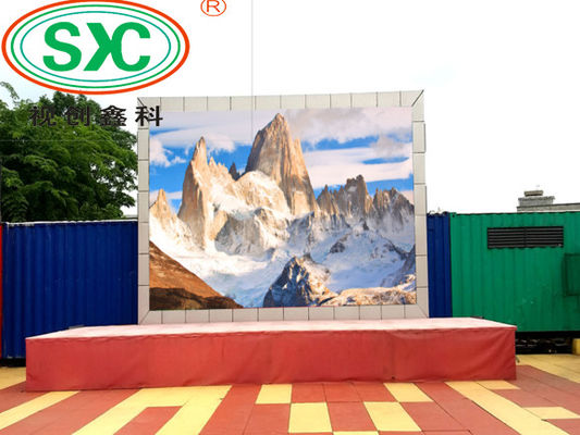 Дисплей на спортивном стадионе с водонепроницаемостью IP65