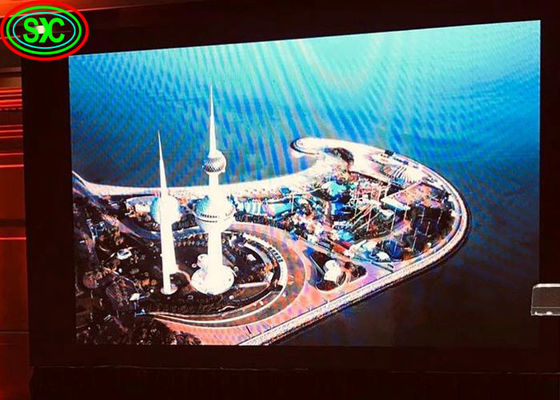 Хорошая цена Ультратонкий SMD HD P1.25 Led Screen Стенная 2k 4k 16:9 Видеопанель Led Внутренний полный цветный маленький светодиодный экран онлайн
