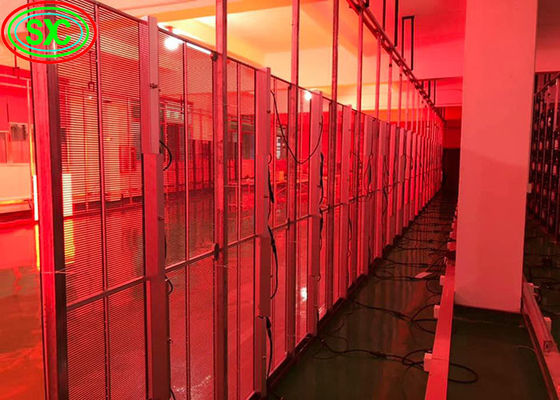 Прозрачный светодиодный экран в помещении P3.9-7.8 полноцветный SMD изогнутый светодиодный видеостенный стеклянный экран для витрины