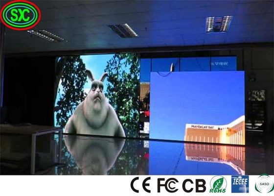Хорошая цена 1R1G1B P4 SMD1921 6500cd/M2 Led Video Panel Аренда светодиодного дисплея P4 онлайн